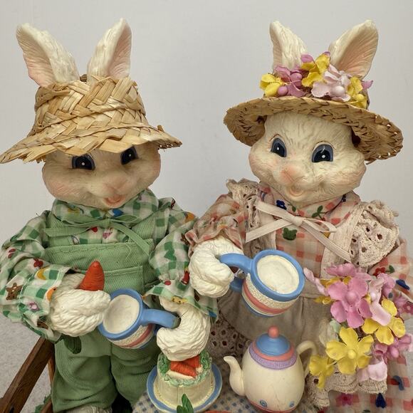 Vintage Fabric Mach's Resin Easter Bunnies Picnic Swinging Set‎ - Picture 3 of 15